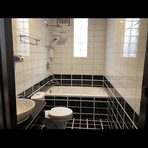 Deluxe Double Room Bath